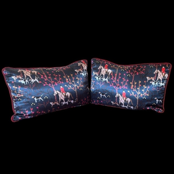 Dark Navy and Maroon Fox Hunting Horse Print Pillows with Maroon Cording - Picture 6 of 11